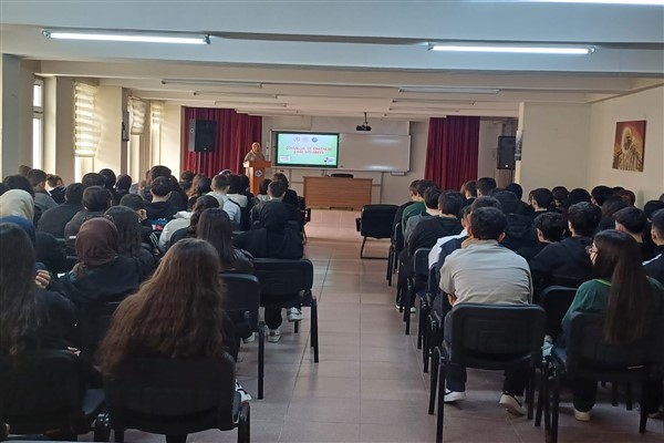 Rize’de öğrencilere diyabet ve sağlıklı beslenme eğitimi verildi