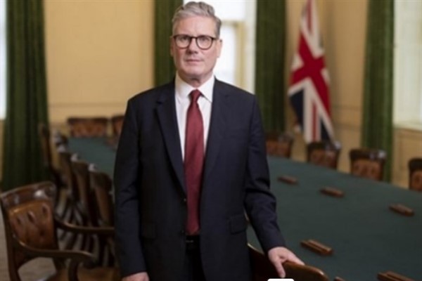 Starmer’dan düzensiz göçle mücadele mesajı: Kaynağa geri gönderilecekler