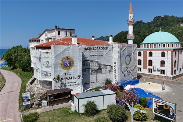 Haznedaroğlu Konağı’nda restorasyon çalışması