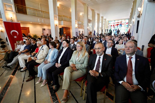 “Hız Kesmeden, Ara Vermeden Çalışmaya Devam, Üretmeye Devam” toplantısı düzenlendi