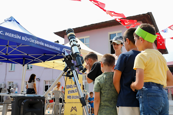 Mersin’in Mercan Bilim Merkezi mobil etkinliklerine başladı