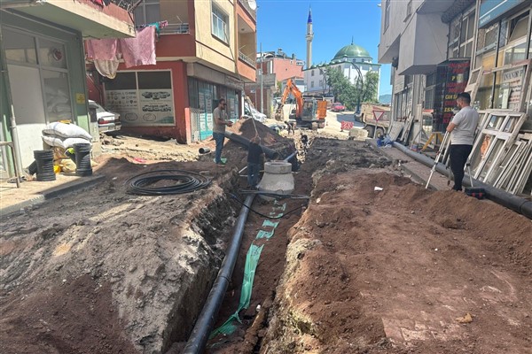 Ordu Büyükşehir, Aybastı’da altyapıyı yenileniyor