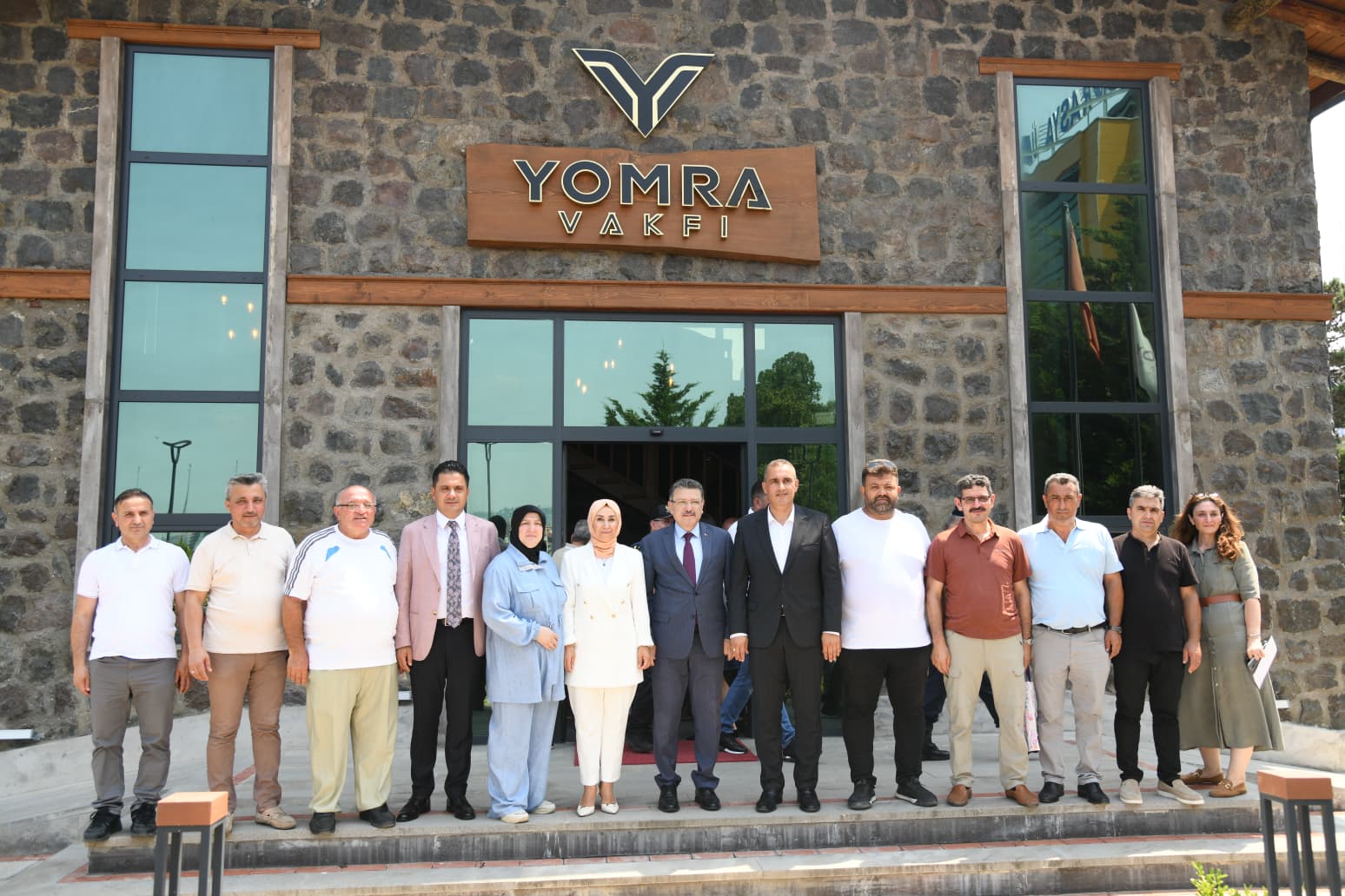 Yomra Vakfı Anadolu Lisesi’nin yapımına Trabzon Büyükşehir Belediyesi’nden destek