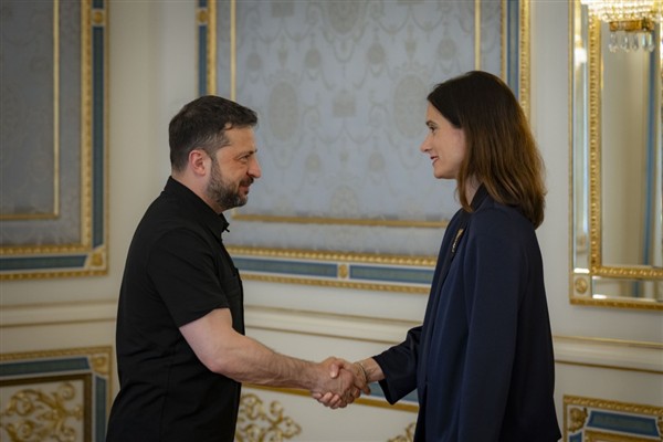 Zelenski, İsviçre Ulusal Konseyi Başkanı Riniker ile bir araya geldi