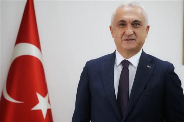 Vali Çakır, Denizcilik ve Kabotaj Bayramı’nı kutladı