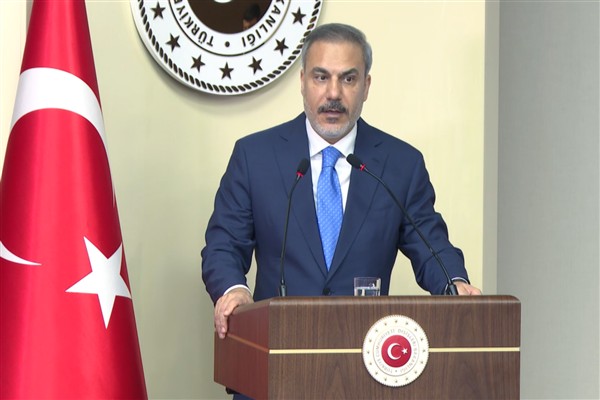 Fidan, ASEAN 58. Dışişleri Bakanları Toplantısı’nda ikili göüşmeler gerçekleştirdi