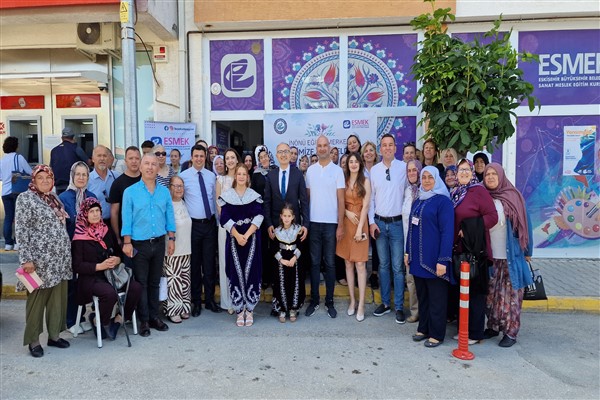 ESMEK ilçe sergileri sona erdi