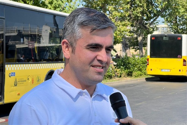 İETT şoförü, hastalanan yolcuyu otobüsle hastaneye yetiştirdi