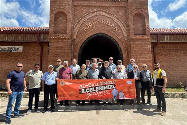 Samsun Büyükşehir’den yaşlılara turizm gezisi