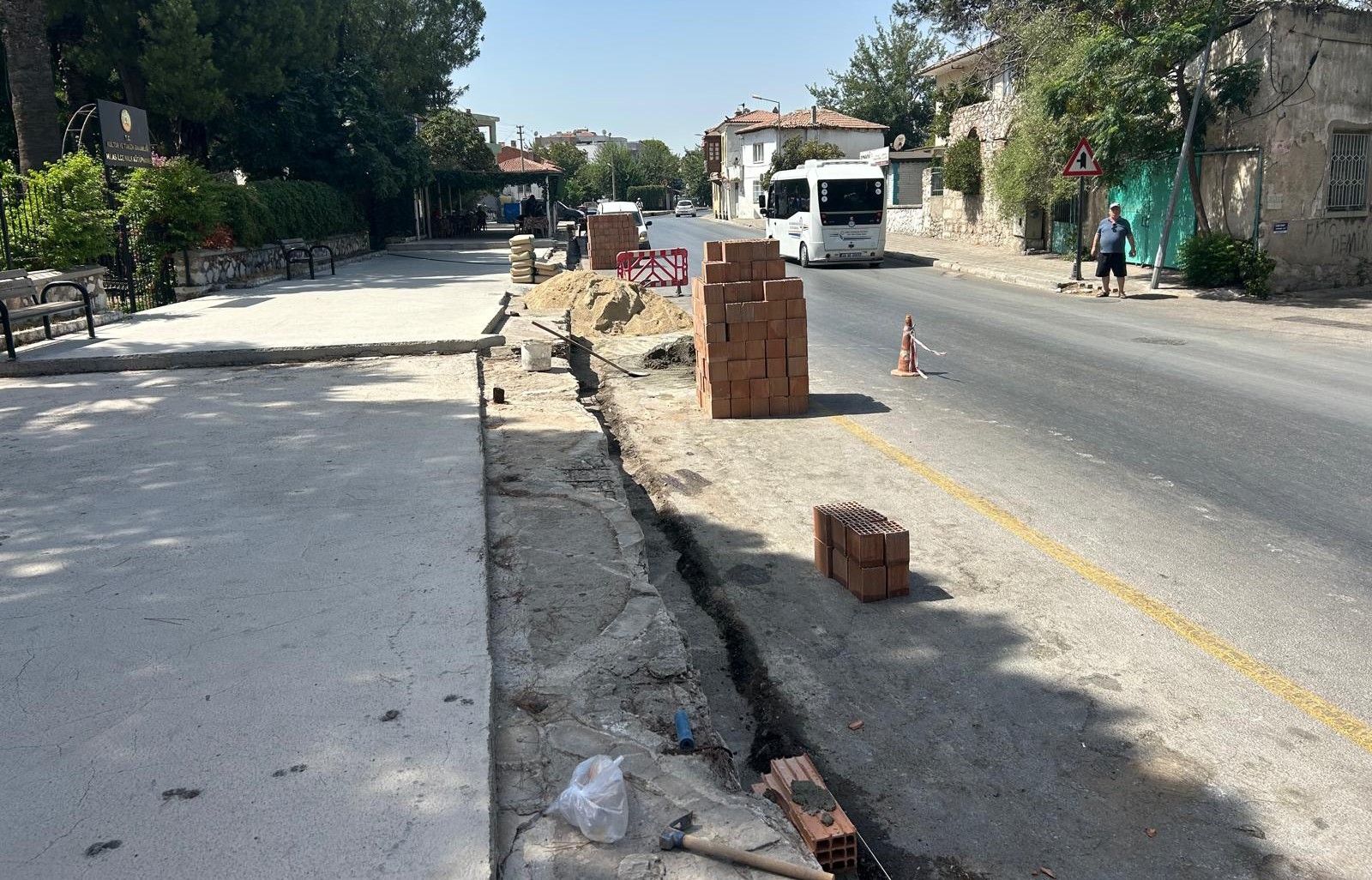 Başkan Topuz, Milas Belediyesi tarafından gerçekleştirilen çalışmaları yerinde inceledi