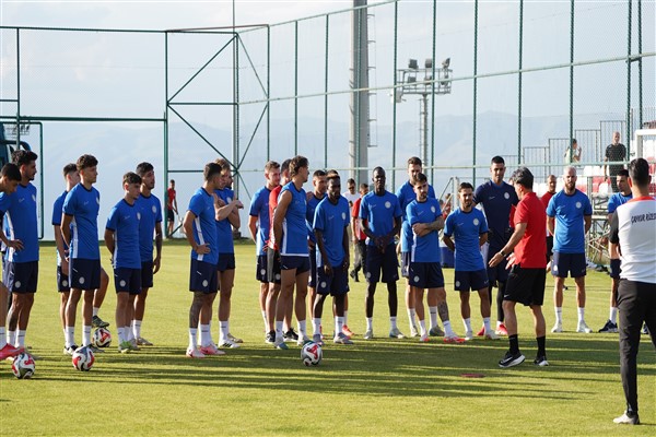 Rizespor, 2. etap kamp çalışmalarına Erzurum’da devam ediyor