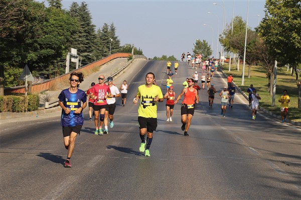 Eskişehir Yarı Maratonu Ve Spor Festivali başlıyor