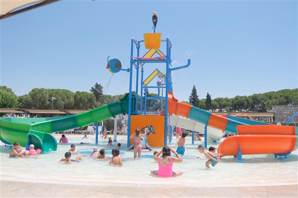 Aydın Tekstil Parkı, vatandaşlardan ilgi görüyor