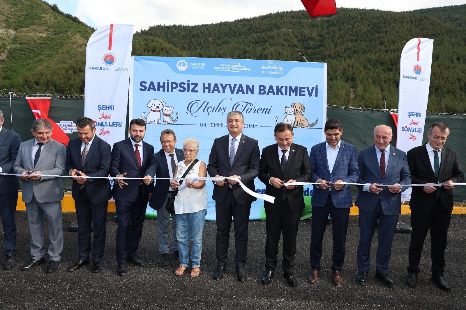 Karabük’te bölgenin en büyük hayvan bakımevi hizmete girdi