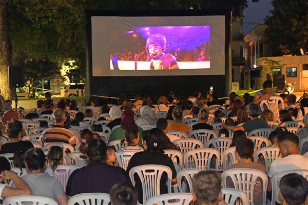 Osmangazi’de sinema geceleri düzenleniyor