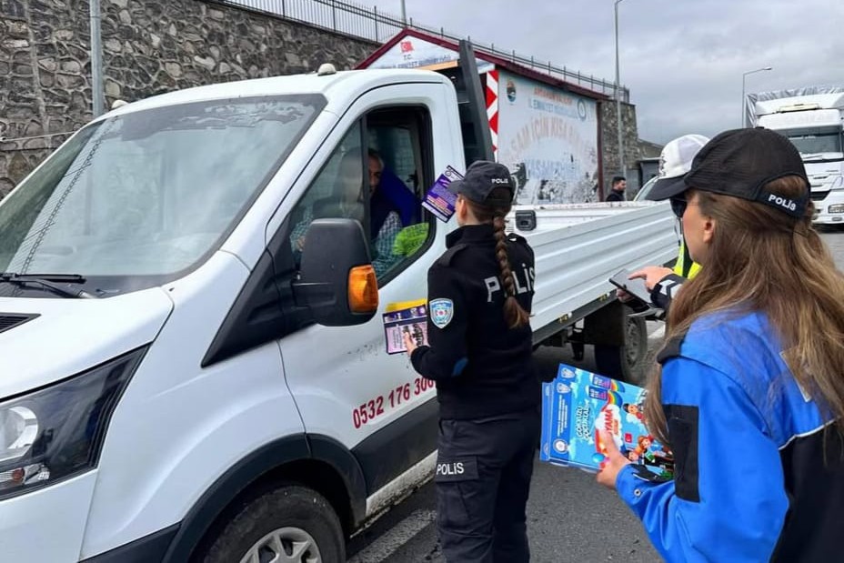 Ardahan’da emniyetten bilgilendirme faaliyeti