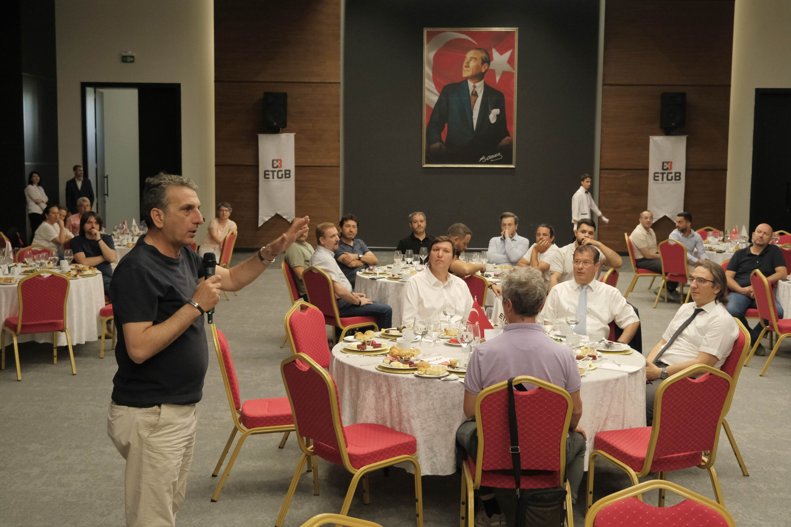 ATAP A.Ş. FİRMALARININ GÖRÜŞLERİYLE YÖNÜNÜ BELİRLİYOR