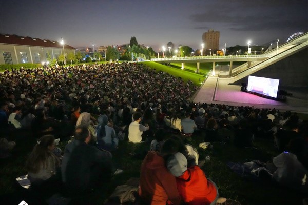 CSO Ada Ankara Açık Hava Sineması, animasyon filmi Arabalar’ı vatandaşlarla buluşturdu