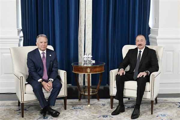 Aliyev, ABD Özel Temsilcisi Witkoff ile bir araya geldi