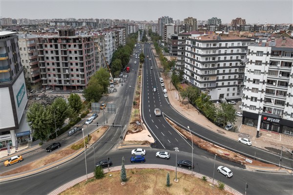 Selahaddin Eyyubi Bulvarı’nın bir kısmı asfaltlanarak hizmete açıldı