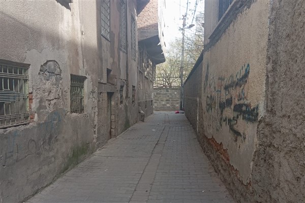 Diyarbakır’daki metruk yapılar Meclis gündeminde