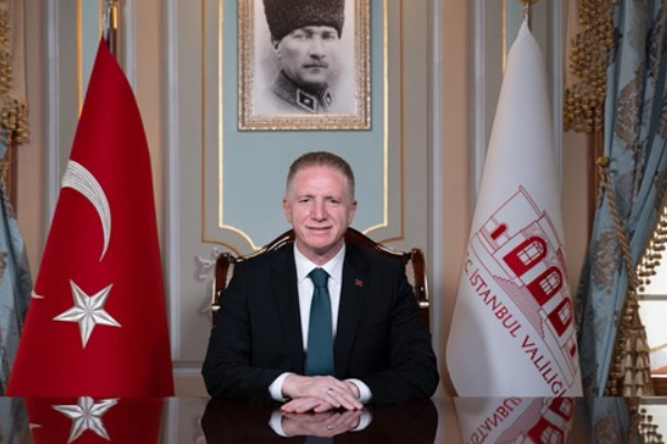 Vali Gül, Kıbrıs Gazisi Akyürek’in hanesini ziyaret etti