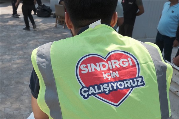 İzmir Büyükşehir Belediyesi’nin Balıkesir’e desteği sürüyor