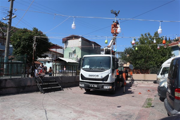 İzmit’te çevreyi kirletenler kamera ile tespit edecek