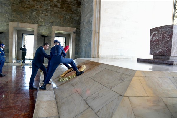 Başkan Köse’den Zafer Haftası’nda Anıtkabir’e ziyaret