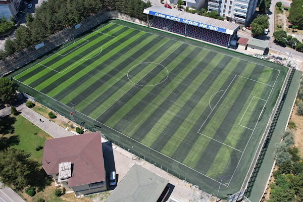 Fidyekızık Spor Tesisi’nin zemini yenilendi