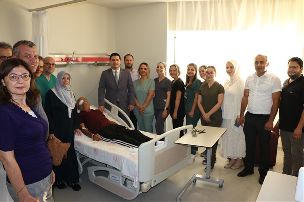 Yenikent’te ilk “Vitrektomi” ameliyatı başarıyla gerçekleştirildi