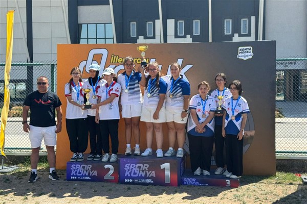 Muğla Büyükşehir Belediyesi okçularından madalyalar