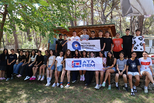 Antalya’da yaz gençlik kampı başladı