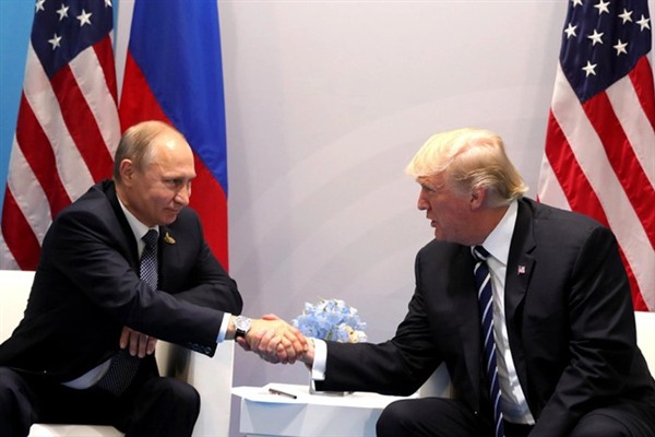 Ushakov: Putin ile Trump ilk önce yüzyüze görüşecek
