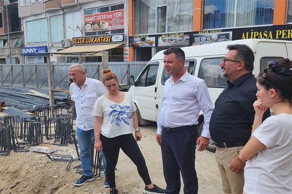 Başkan Sarıkurt, Kemalettin Mahallesi’ndeki otopark inşaatını inceledi