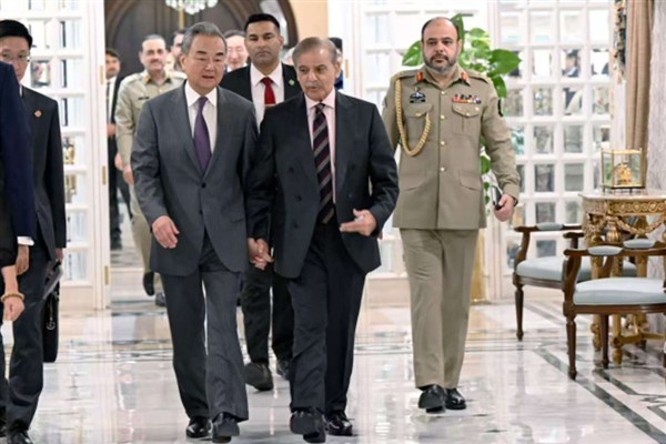 Pakistan Başbakanı Şerif, Dışişleri Bakanı Wang’ı kabul etti