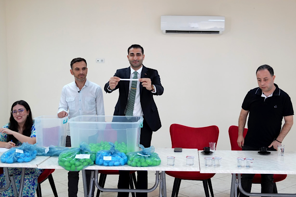 Çukurova semt kreşlerine yerleşecek çocuklar kurayla belirlendi