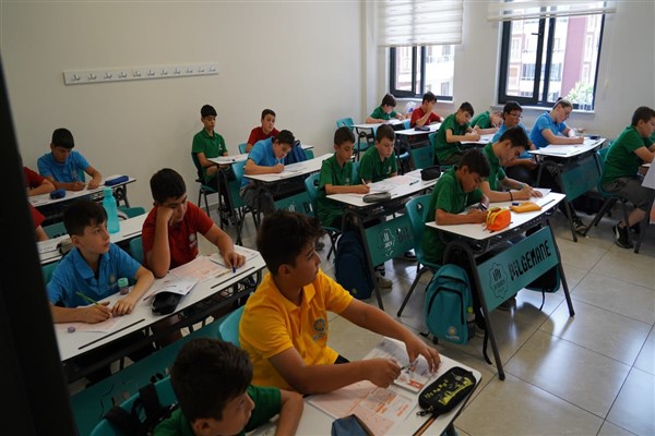 Konya’da Bilgihanelerde eğitim alan öğrenciler LGS’de başarı elde etti