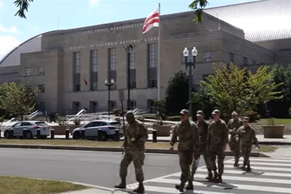 Ulusal Muhafızlar, Washington sokaklarında konuşlanmaya başladı