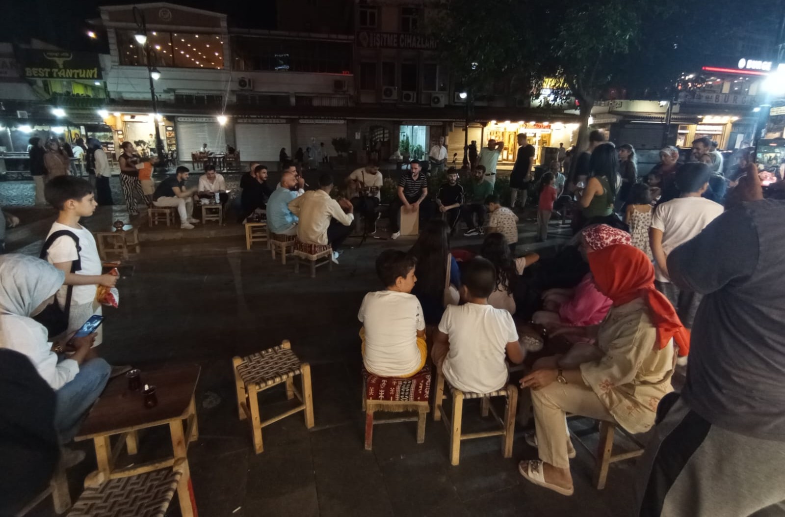 Diyarbakır’ın sokaklarında 15 yıllık müzik hikâyesi