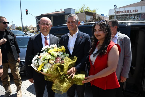 CHP Genel Başkanı Özel, Başkan Ekicioğlu’nu ziyaret etti