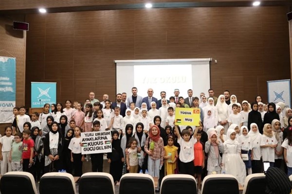 Muş Valisi Çakır, TÜGVA Yaz Okulu Kapanış Programına katıldı