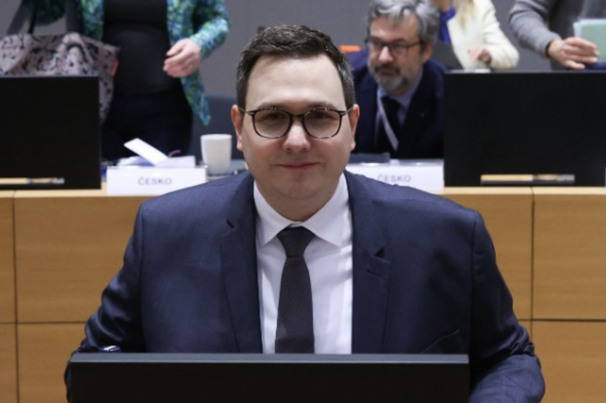 Lipavski ve Veldkamp telefonla görüştü