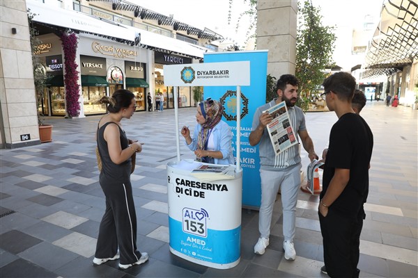 Diyarbakır’da AVM’lerde yerinde çözüm standı kuruldu