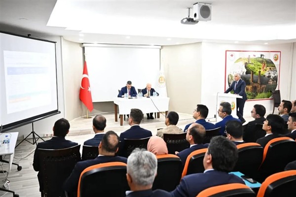 Erzurum’da Sokak Hayvanlarına Yönelik Tedbirler Toplantısı gerçekleştirildi