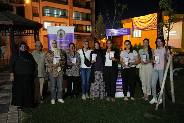 Ergani Belediyesi’nden kadına yönelik şiddete karşı farkındalık etkinliği