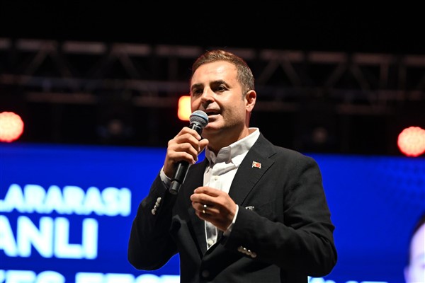 Başkan Akın: Bizler, hep birlikte büyük bir aileyiz