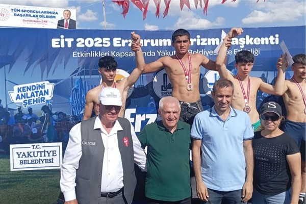 Horasanlı pehlivanlardan Güreş Festivali’nde başarı