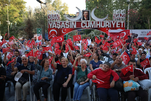 İzmit’te 30 Ağustos Zafer Bayramı Kutlamaları