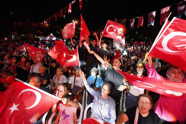 Beylikdüzü, 30 Ağustos’u kutladı